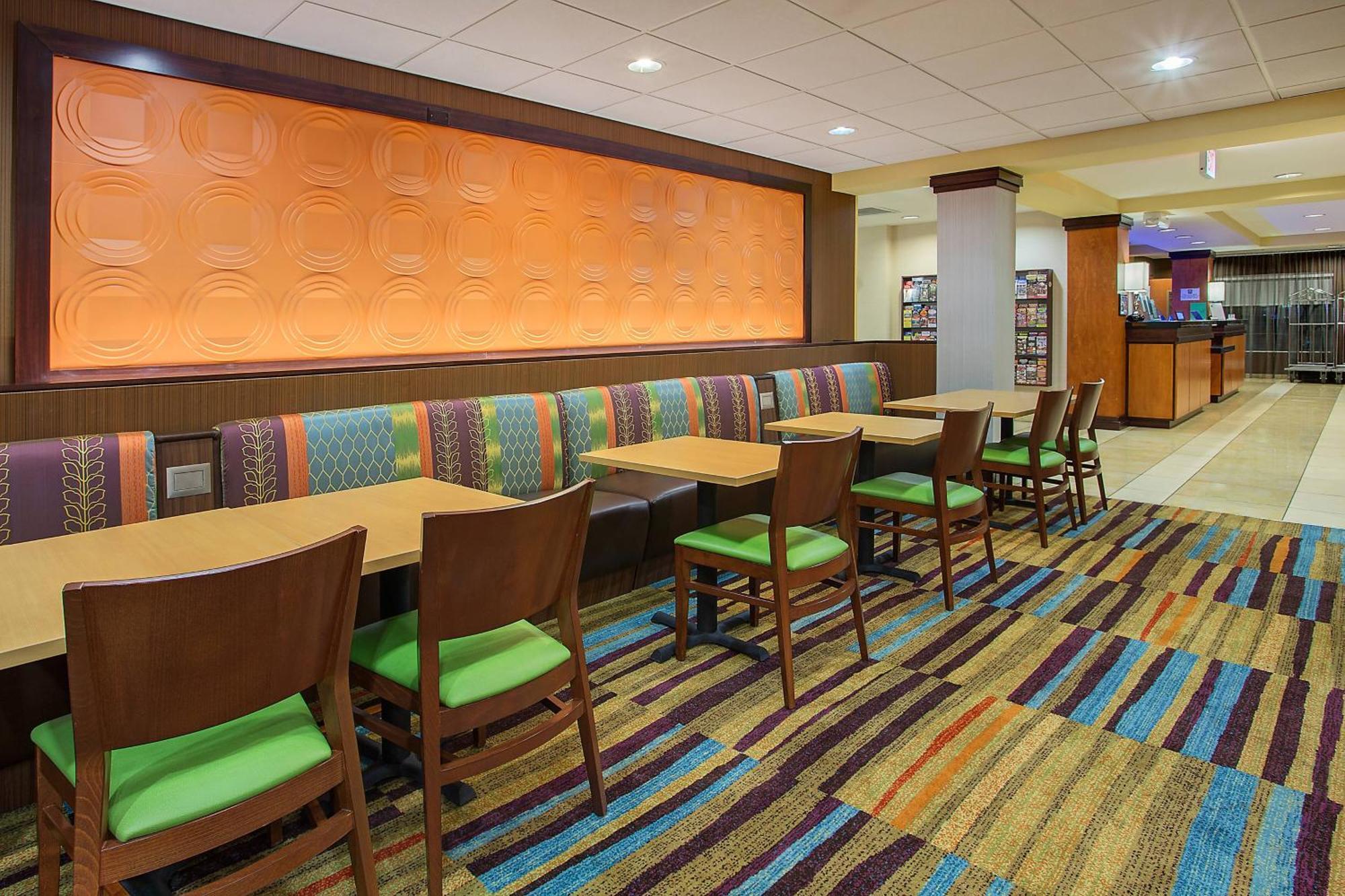 Fairfield Inn & Suites Kodak Zewnętrze zdjęcie